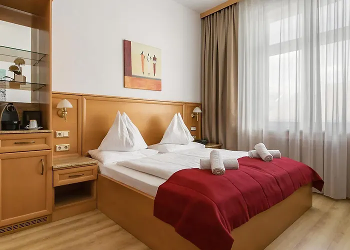 Corvinus Hotel 4*