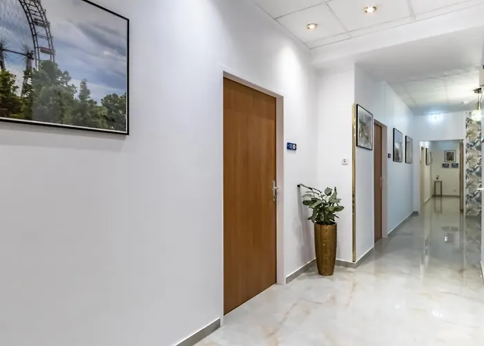 Corvinus 4*