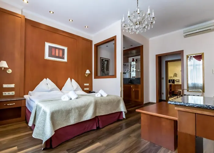 Corvinus Hotel